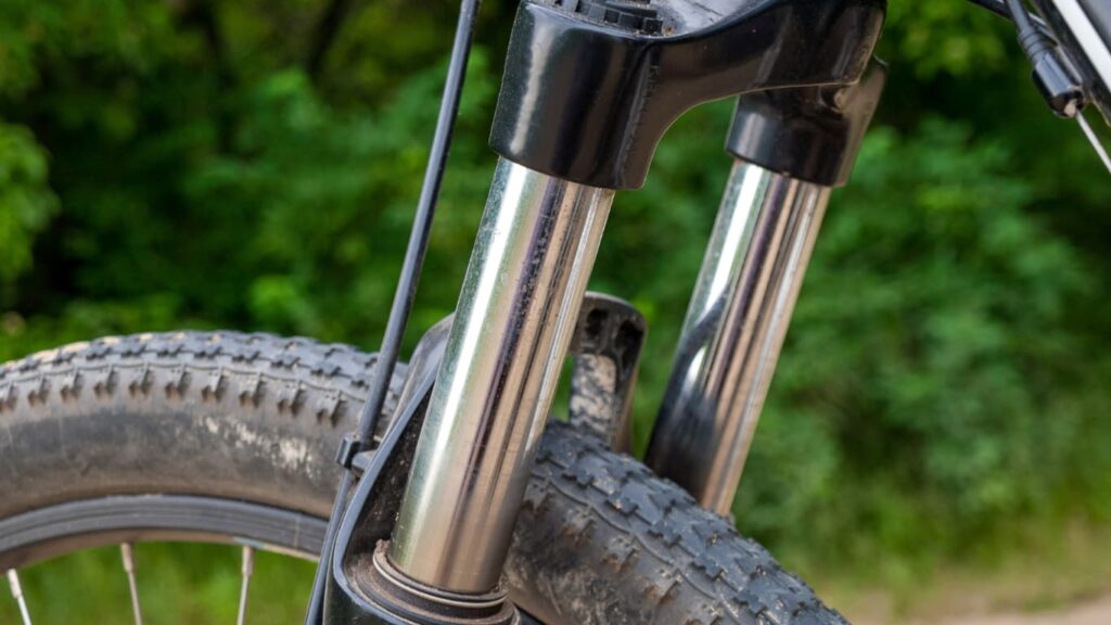 Ajustar las Suspensiones de tu Bici Paso a Paso: Una Guía Completa Ajustar las suspensiones de tu bici paso a paso