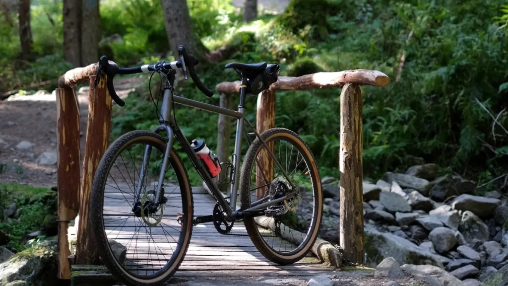 Todo lo que necesitas saber sobre las bicicletas de gravel Todo lo que necesitas saber sobre las bicicletas de gravel
