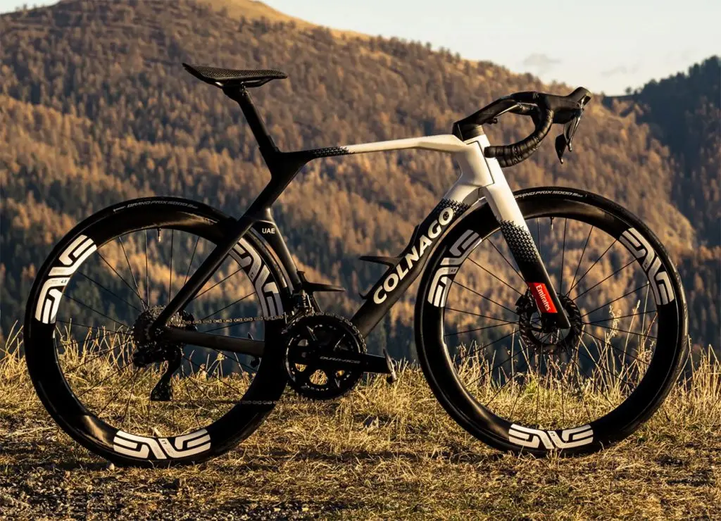 Colnago V4Rs: La Bici de Carretera Definitiva para Competidores Exigentes Colnago Disenada para la Competencia