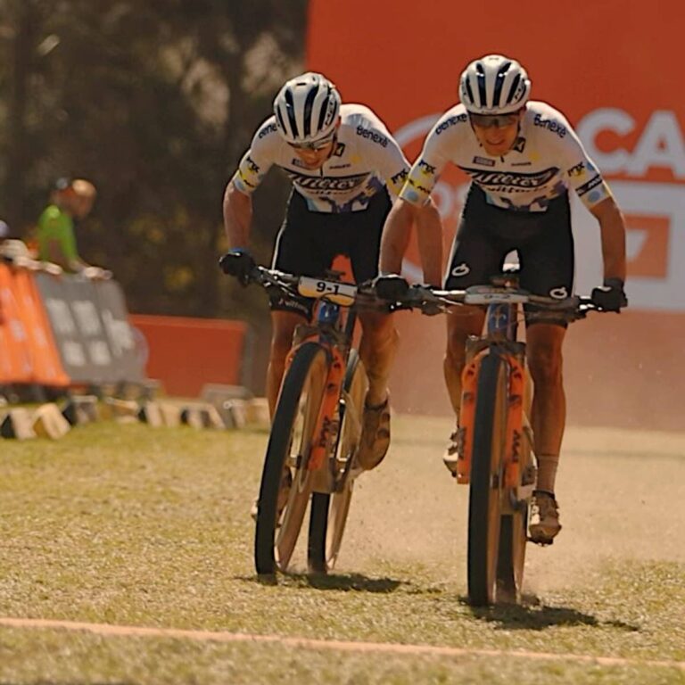 Avondetto-Braidot y Langvad-Gómez imponen su ley en el arranque de la Absa Cape Epic 2025