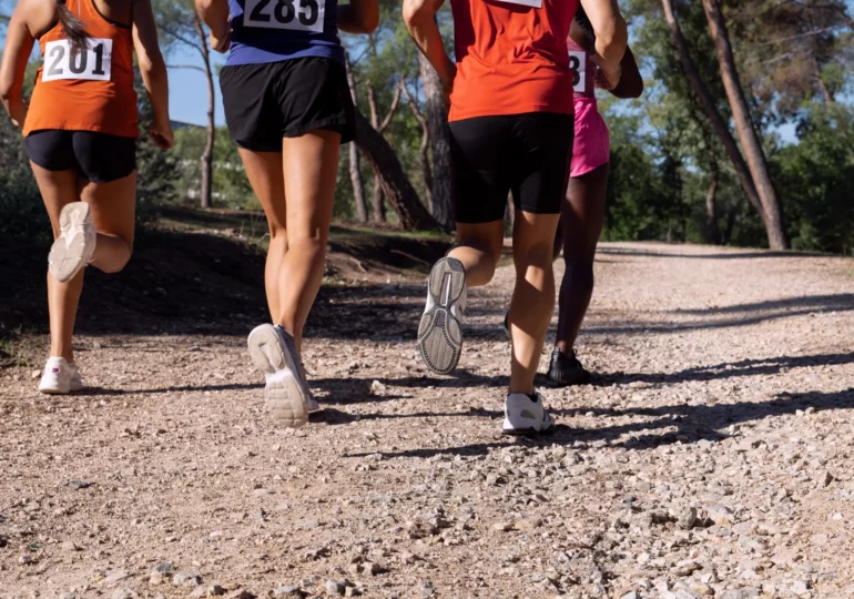 Correr vs Ciclismo: ¿Cuál Quema Más Calorías y Es Mejor para Bajar de Peso? 1 Correr o Ciclismo