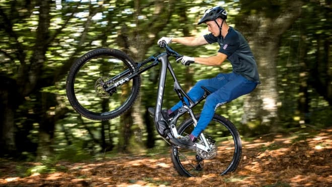 BH acaba de lanzar su bicicleta light de Trail y Enduro iLynx SL