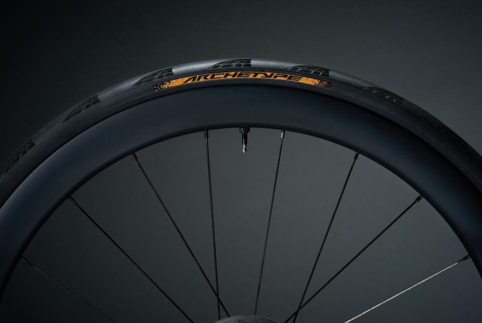 Continental Archetype Edicion Limitada