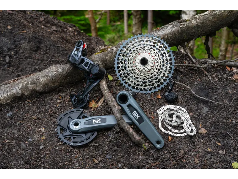 Componentes MTB Shimano SRAM 2025