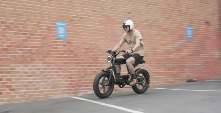 Ride1UP Revv 1 HT - Mejor presupuesto bicicleta eléctrica estilo ciclomotor