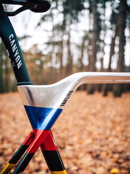 La Máquina del Campeón: Así es la Espectacular Canyon Inflite de Mathieu van der Poel para su Debut Triunfal 3 Canyon Inflite de Mathieu van der Poel 1