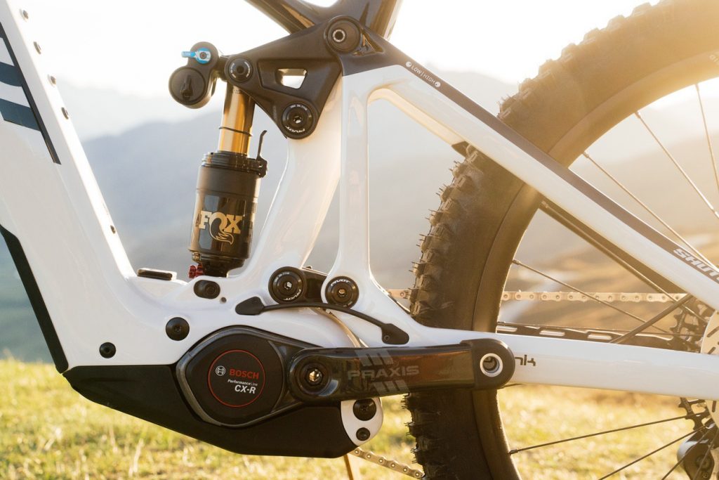 Pivot Shuttle LT 2026: Análisis Técnico de la Nueva e-MTB de Enduro Radical 3 pivot shuttle Slacky McSteepTube flip chips y ajuste total