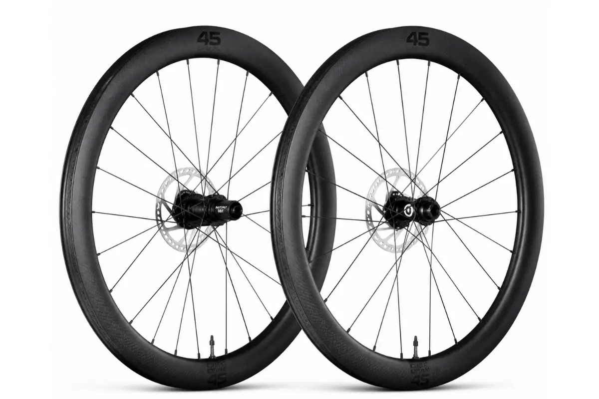 Juego de ruedas de carbono 45mm completas par con buje visible y rotor de disco